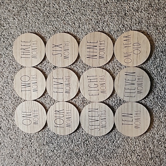 Rae Dunn 12 Piece Baby Milestone Discs - Picture 1 of 6